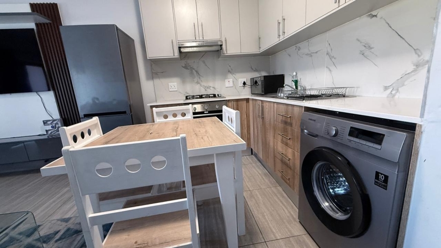 To Let 2 Bedroom Property for Rent in Parklands North Western Cape